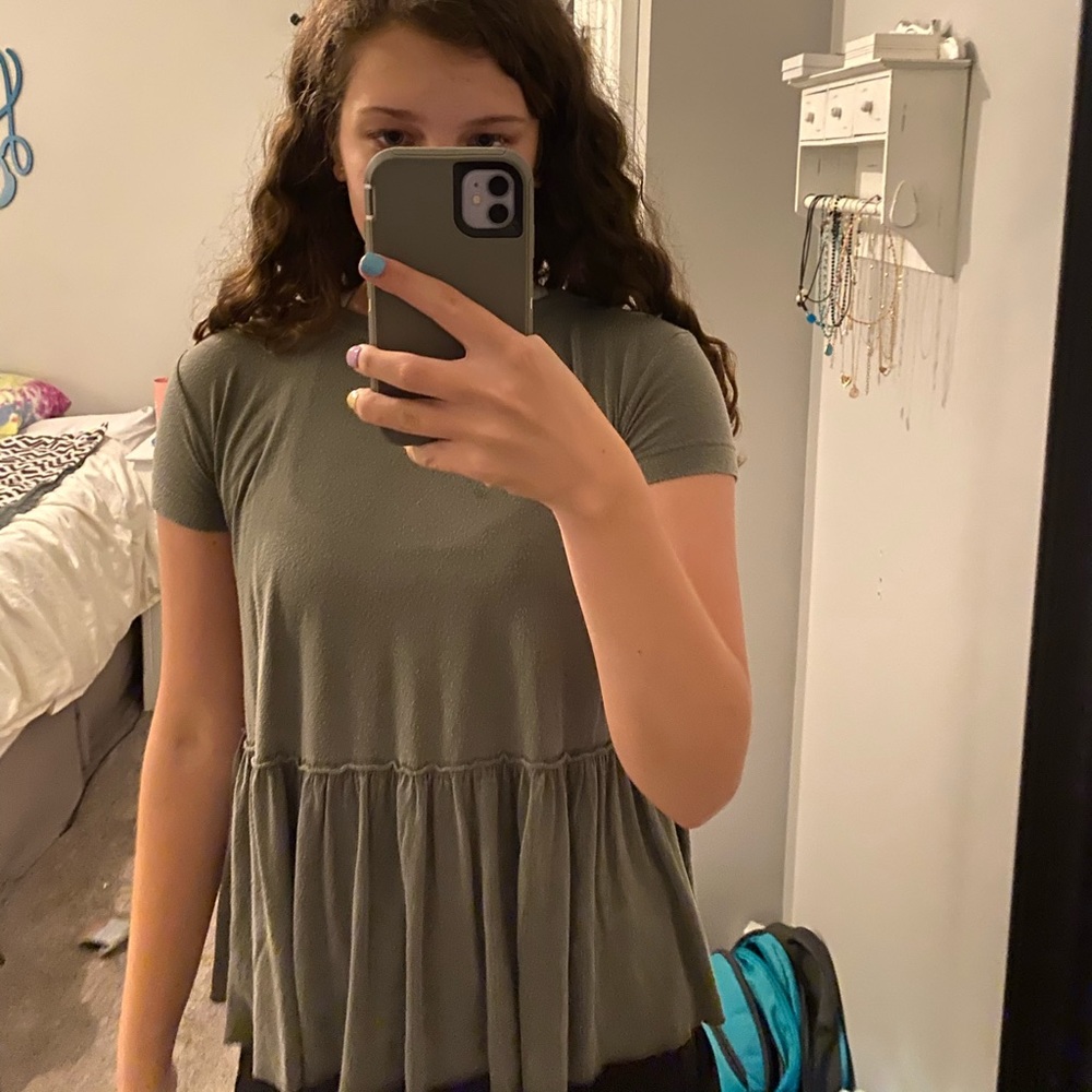 Green flowy shirt